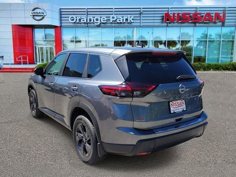 New 2026 Nissan Rogue SV w/ Cold Weather Package FWD image 3