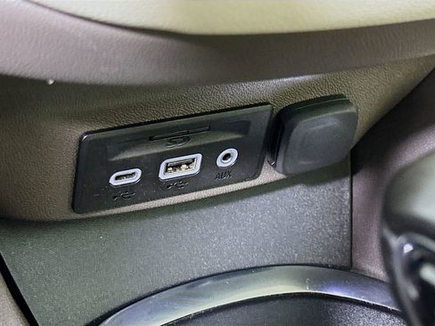 Used 2024 Chevrolet Malibu LT FWD image 31