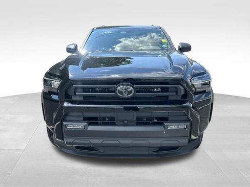 New 2026 Toyota 4Runner SR5 AWD/4WD image 8