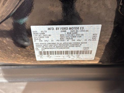 Used 2023 Ford Explorer XLT w/ Equipment Group 202A image 27