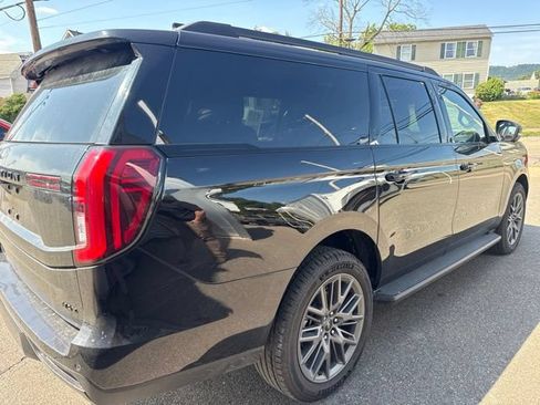 Used 2026 Ford Expedition Max Platinum w/ Stealth Appearance Package AWD/4WD image 6