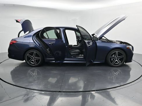 Used 2024 Mercedes-Benz C 300 4MATIC Sedan image 44