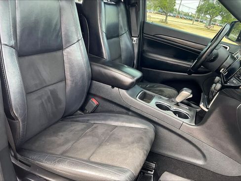 Used 2019 Jeep Grand Cherokee Altitude RWD image 11