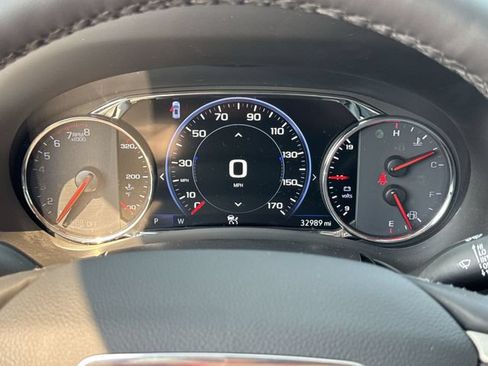 Used 2024 GMC Terrain Denali w/ Denali Premium Package AWD/4WD image 12