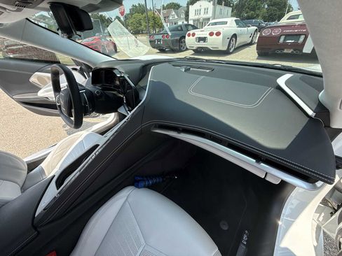 Certified 2023 Chevrolet Corvette Stingray Premium Conv w/ Z51 Performance Package RWD image 29