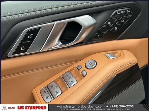 Used 2023 BMW X7 xDrive40i w/ Executive Package image 19