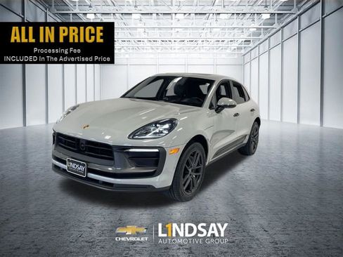 Used 2023 Porsche Macan Turbo AWD/4WD image 1