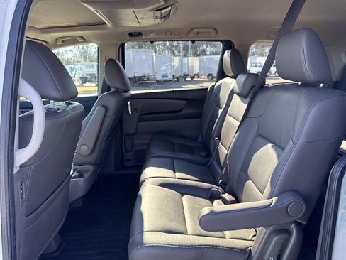 Used 2014 Honda Odyssey Touring Elite image 26