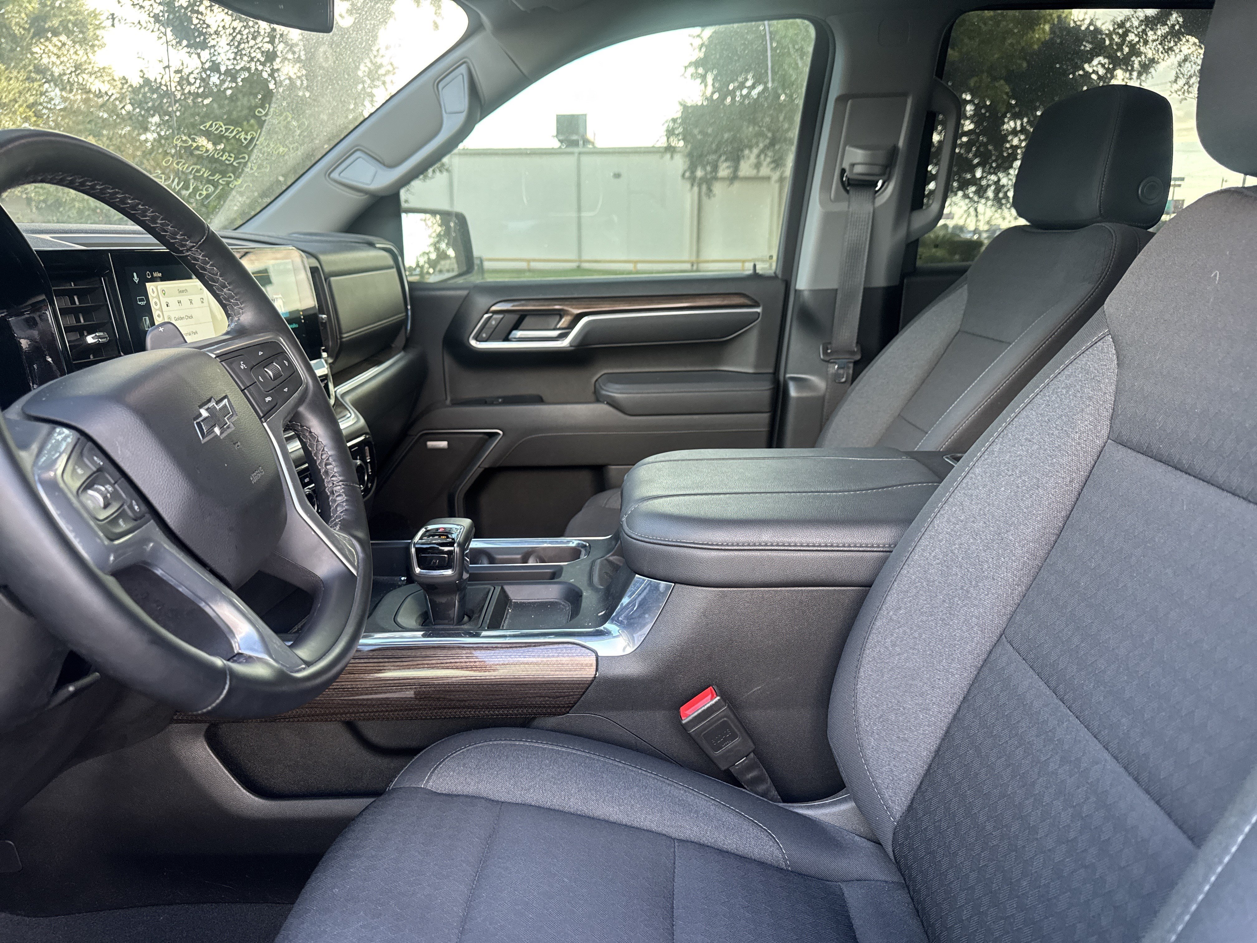 Used 2025 Chevrolet Silverado 1500 RST w/ Texas Edition Plus RWD image 9
