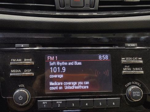 Used 2018 Nissan Rogue Sport SV AWD/4WD image 25