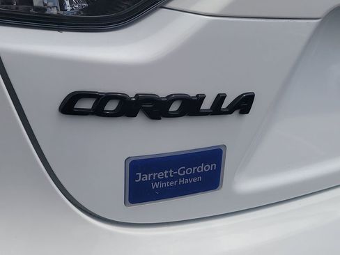 Used 2024 Toyota Corolla SE w/ Convenience Package FWD image 7