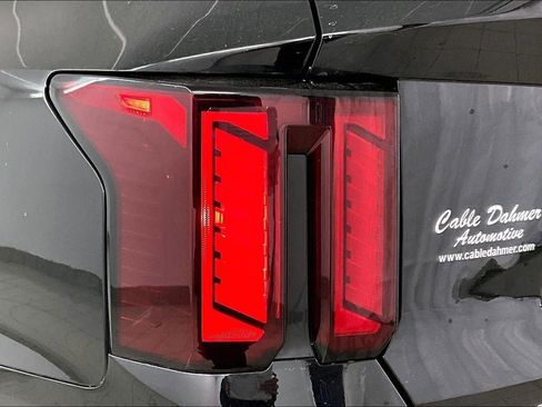 Used 2024 Kia Sorento S image 23