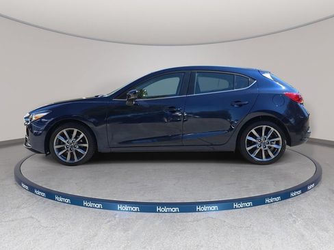 Used 2018 MAZDA MAZDA3 Touring FWD image 9