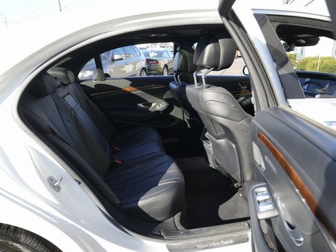 Used 2014 Mercedes-Benz S 550 Sedan image 39