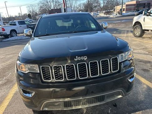 Used 2017 Jeep Grand Cherokee Limited w/ Trailer Tow Group IV image 17