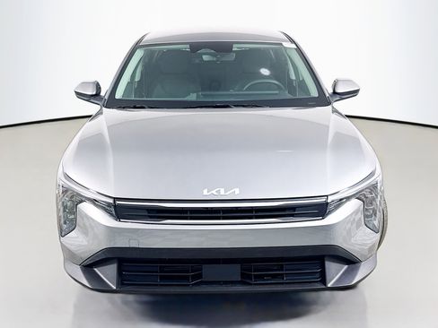 Used 2025 Kia K4 LXS image 2