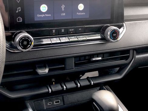 Used 2023 Chevrolet Colorado W/T w/ WT Convenience Package II image 22