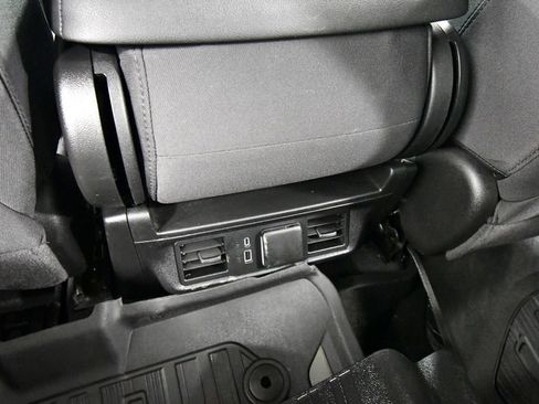 Used 2024 GMC Sierra 1500 Elevation w/ LPO, Elevation Black Package AWD/4WD image 16