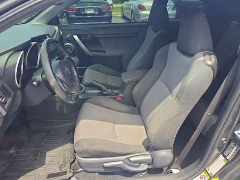 Used 2014 Scion tC FWD image 11