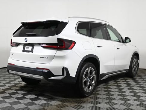 Certified 2023 BMW X1 xDrive28i w/ Convenience Package image 7