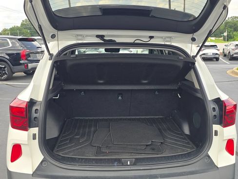 Used 2021 Kia Seltos SX w/ SX Sunroof Package AWD/4WD image 13