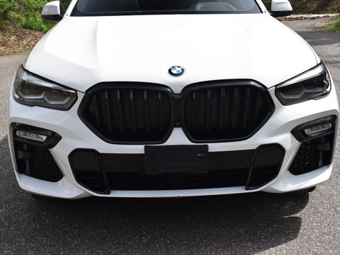 Used 2021 BMW X6 xDrive40i w/ M Sport Package AWD/4WD image 33