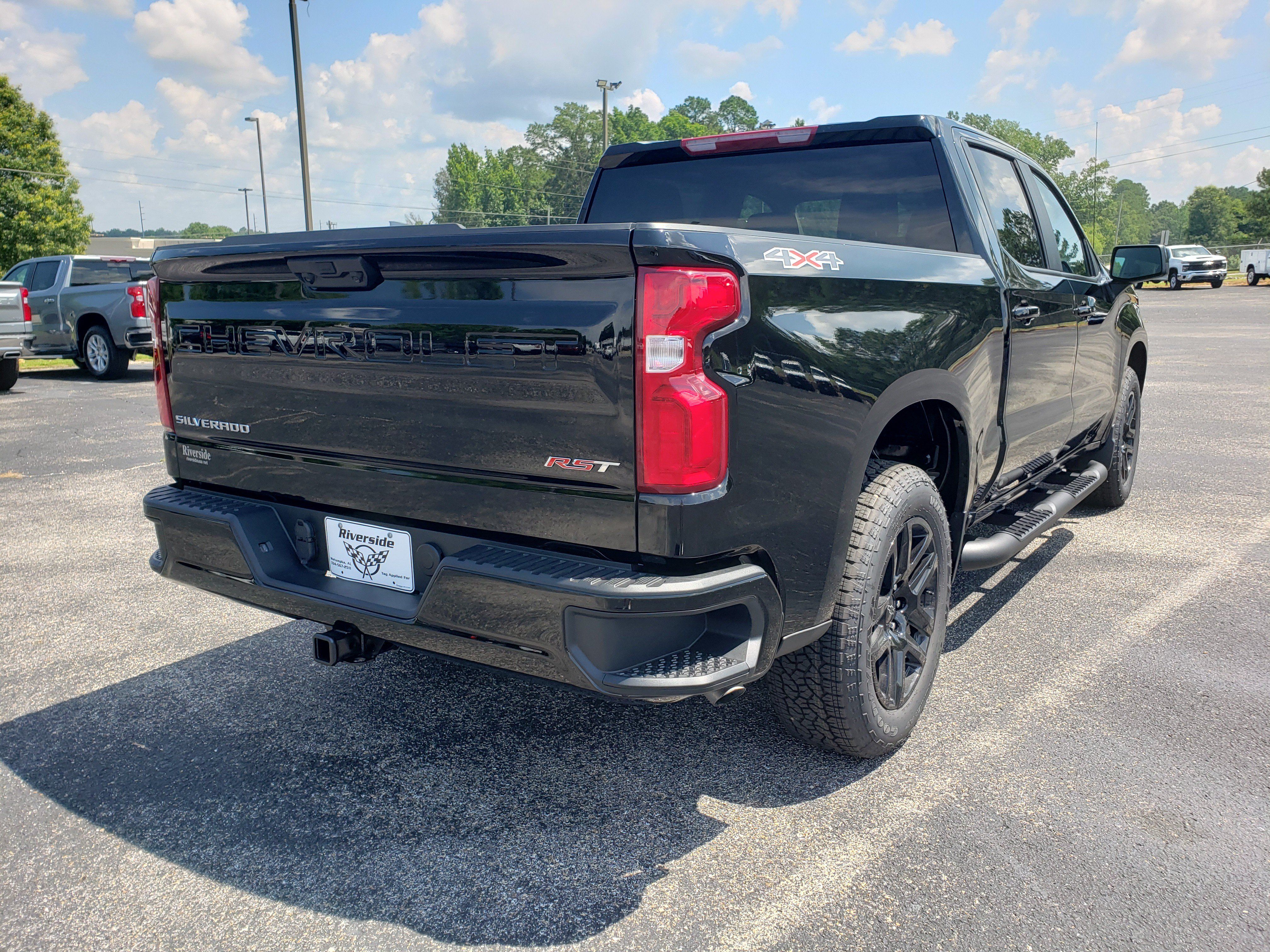 New 2026 Chevrolet Silverado 1500 RST w/ RST Select Package AWD/4WD image 3
