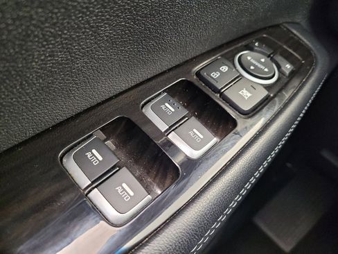 Used 2019 Kia Sorento EX FWD image 27