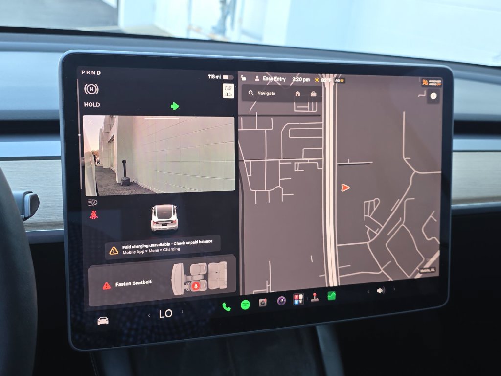 Used 2022 Tesla Model Y Performance AWD/4WD image 16