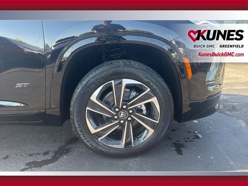 New 2026 Buick Enclave Sport Touring w/ Power Package AWD/4WD image 13