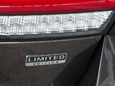 New 2025 Mitsubishi Outlander Sport LE image 9