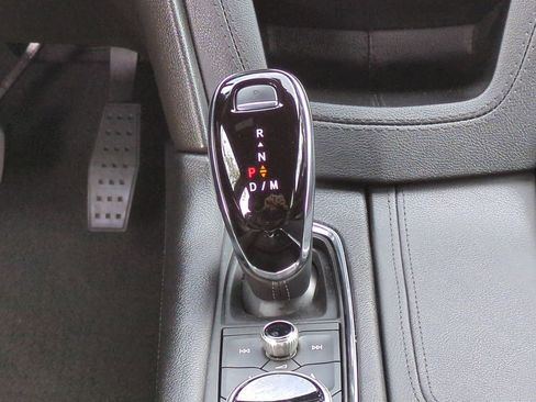 Used 2024 Cadillac XT5 Premium Luxury image 19