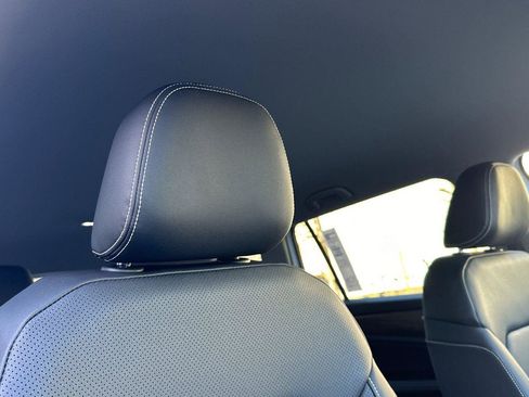 New 2026 Volkswagen Atlas SE image 17