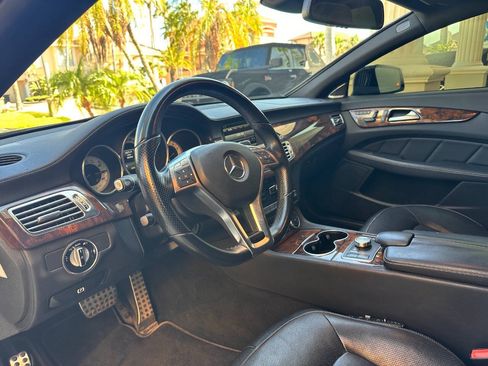Used 2014 Mercedes-Benz CLS 550 4MATIC image 14