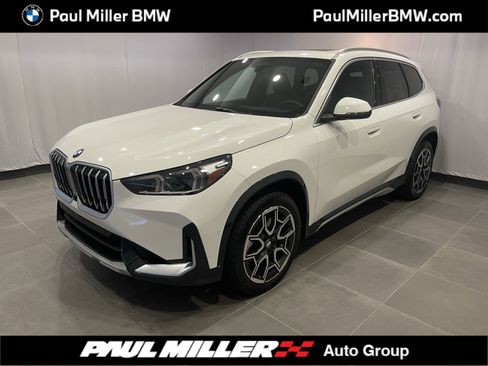 Used 2025 BMW X1 xDrive28i w/ Technology Package image 1