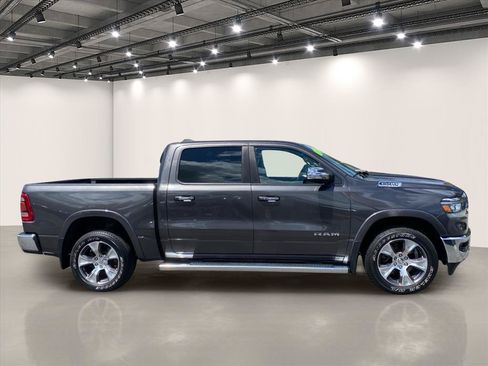 Used 2019 RAM 1500 Laramie AWD/4WD image 8