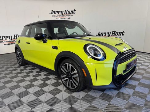 Used 2023 MINI Cooper S FWD image 6