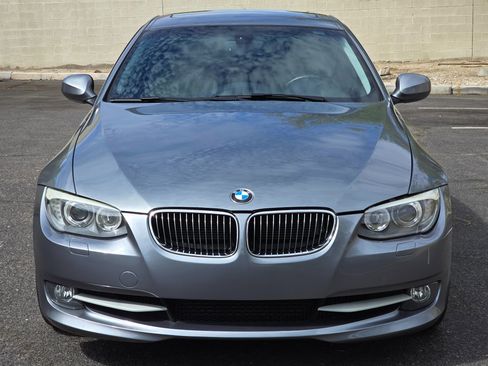 Used 2012 BMW 335i xDrive Coupe image 3