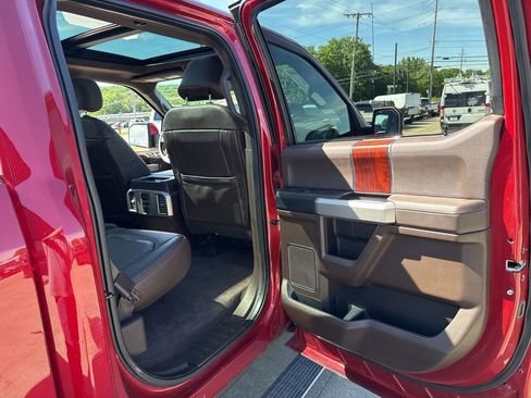 Used 2016 Ford F150 King Ranch w/ Equipment Group 601A Luxury AWD/4WD image 54