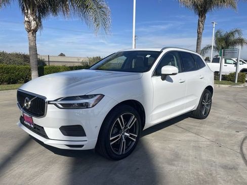Used 2019 Volvo XC60 T5 Momentum w/ Premium Package image 1