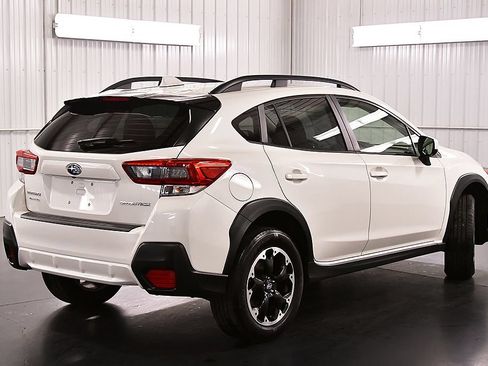 Used 2023 Subaru Crosstrek 2.0i Premium AWD/4WD image 7