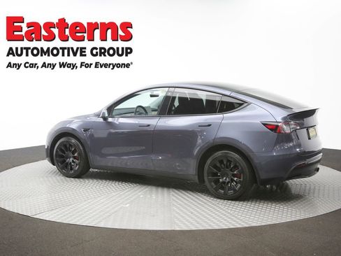 Used 2022 Tesla Model Y Long Range image 57