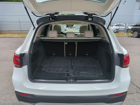 Used 2022 Mercedes-Benz GLC 300 image 32