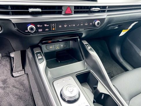 New 2025 Kia Sorento EX w/ EX Panoramic Sunroof Package image 22