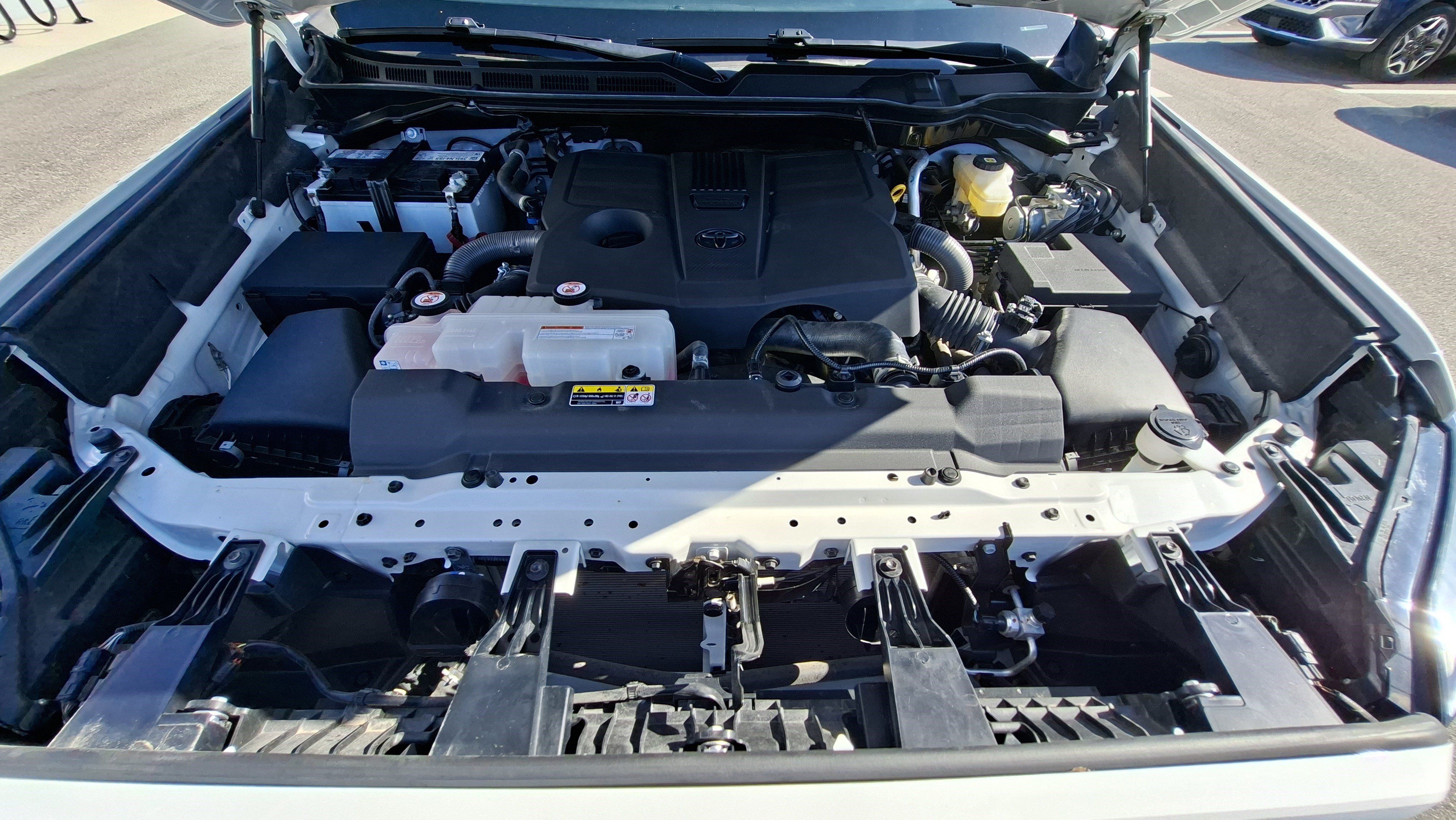 Used 2022 Toyota Tundra SR5 AWD/4WD image 24