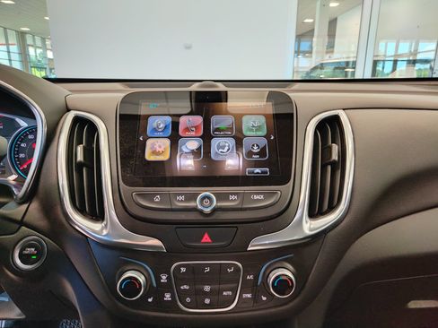 Used 2018 Chevrolet Equinox LT w/ Redline Edition AWD/4WD image 21