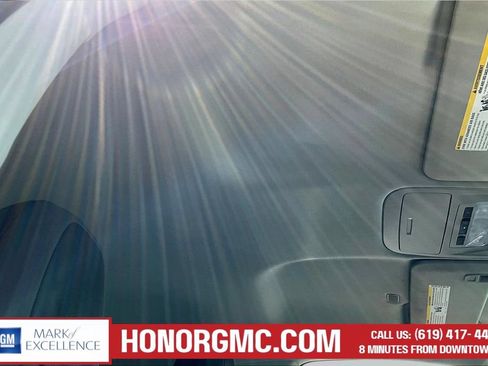 Used 2018 Chevrolet Colorado Z71 AWD/4WD image 26