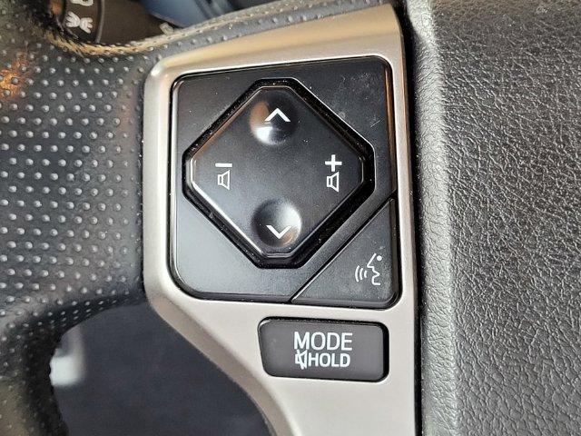 Used 2024 Toyota 4Runner SR5 Premium w/ Moonroof Package AWD/4WD image 29