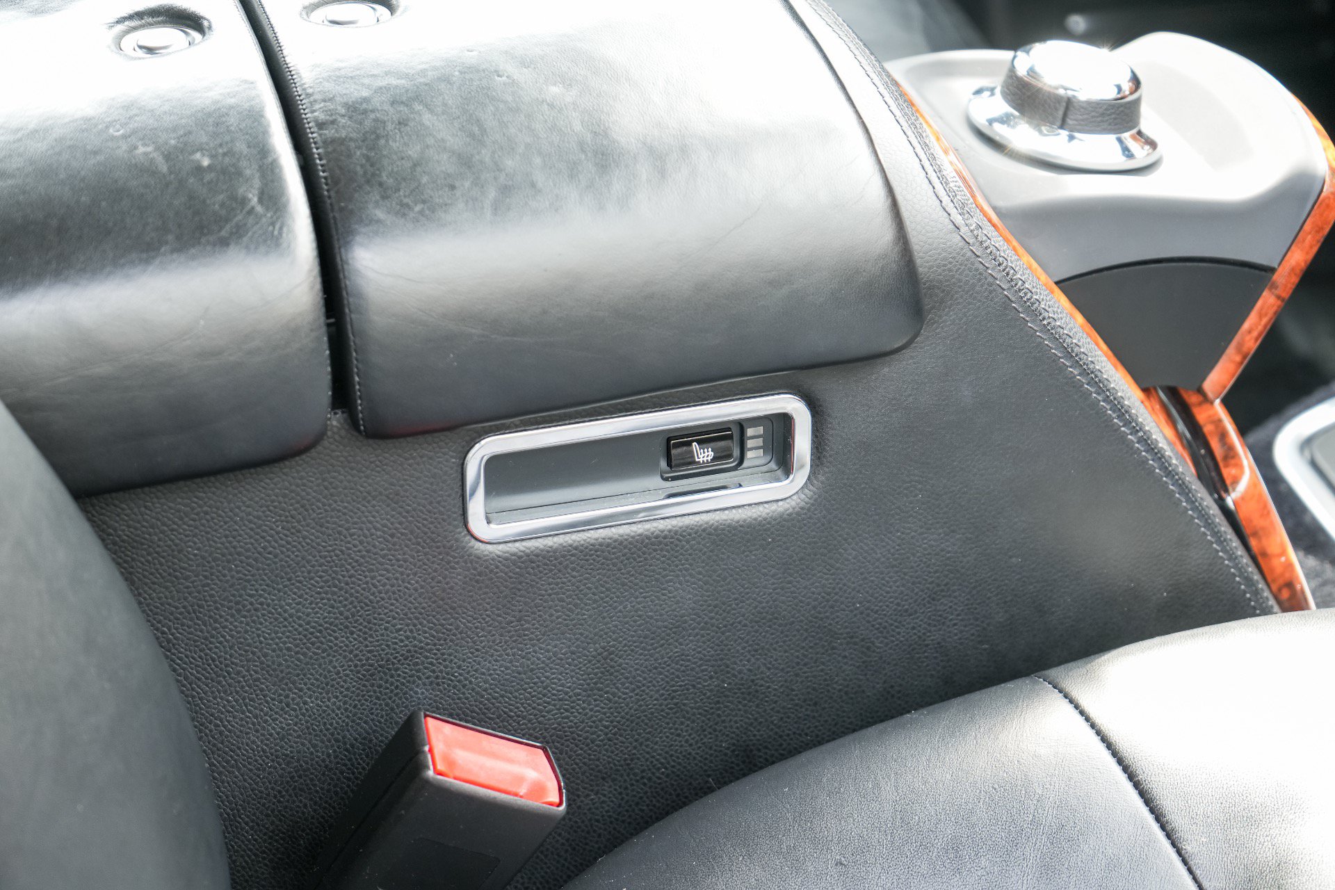 Used 2005 Rolls-Royce Phantom Sedan RWD image 29