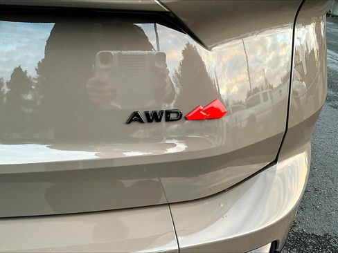 New 2026 Nissan Rogue SV AWD/4WD image 8